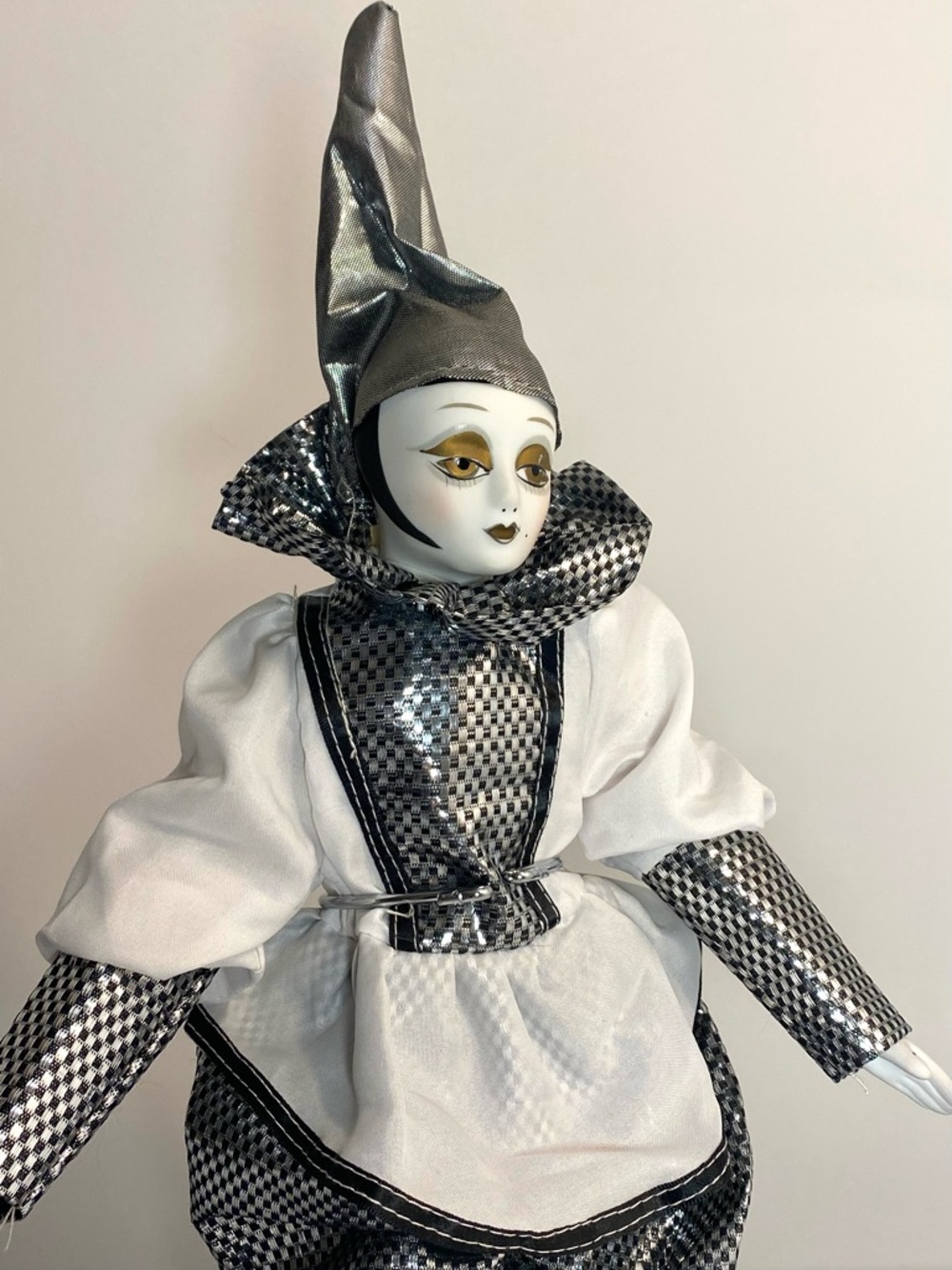 Vintage 80s harlequin clown porcelain doll jester